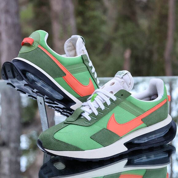 Nike Air Max Pre-Day LX Chlorophyll Green Men’s Size 8.5 - Picture 2 of 13